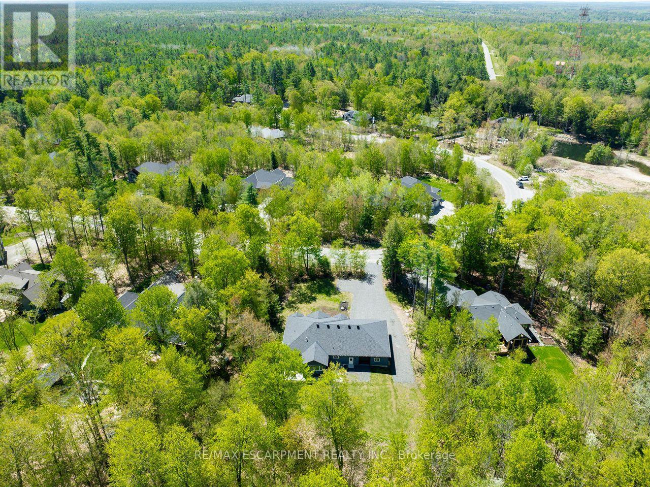 1068 XAVIER STREET - Image 44