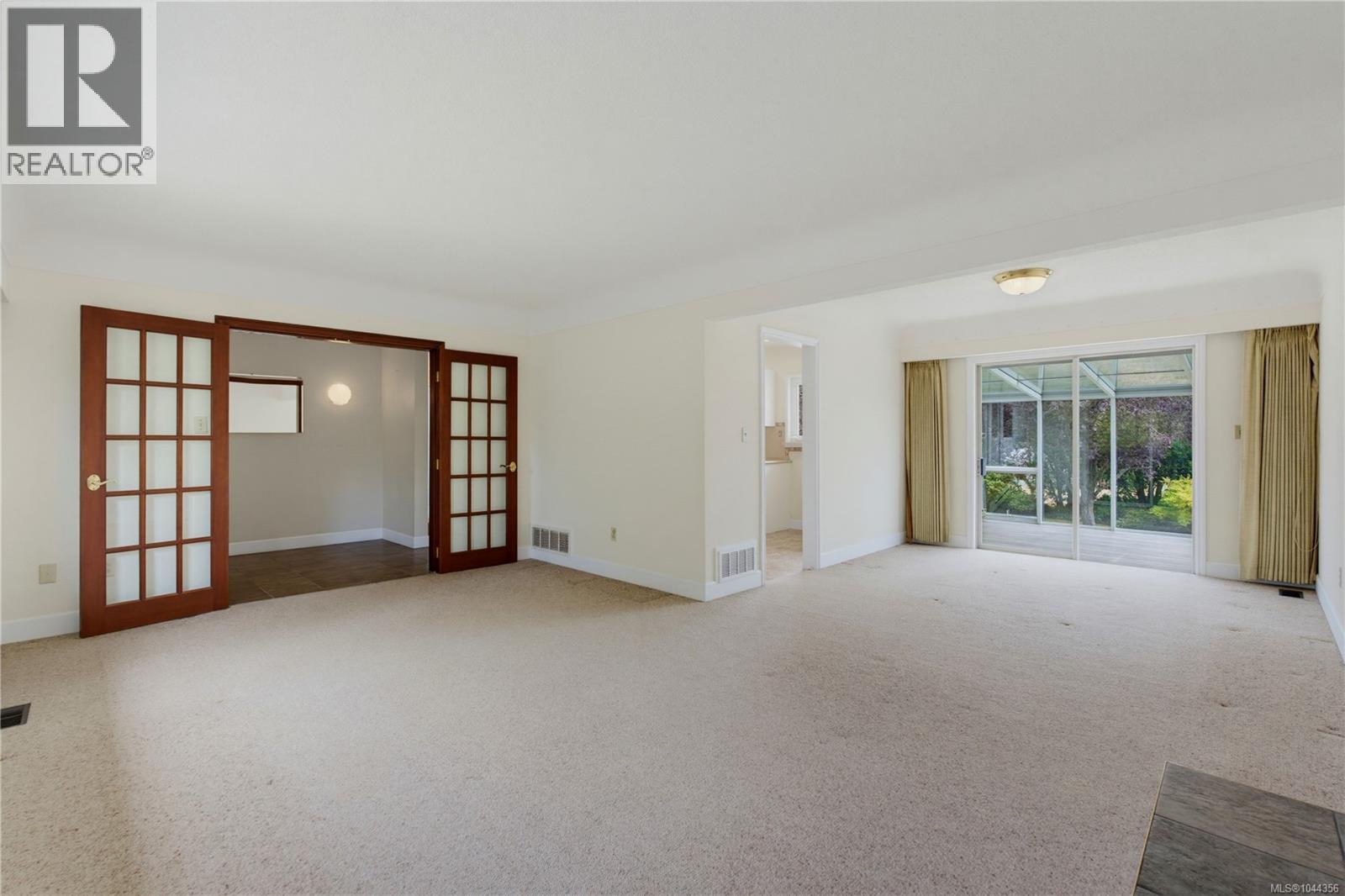  3493 Cardiff Place, Oak Bay