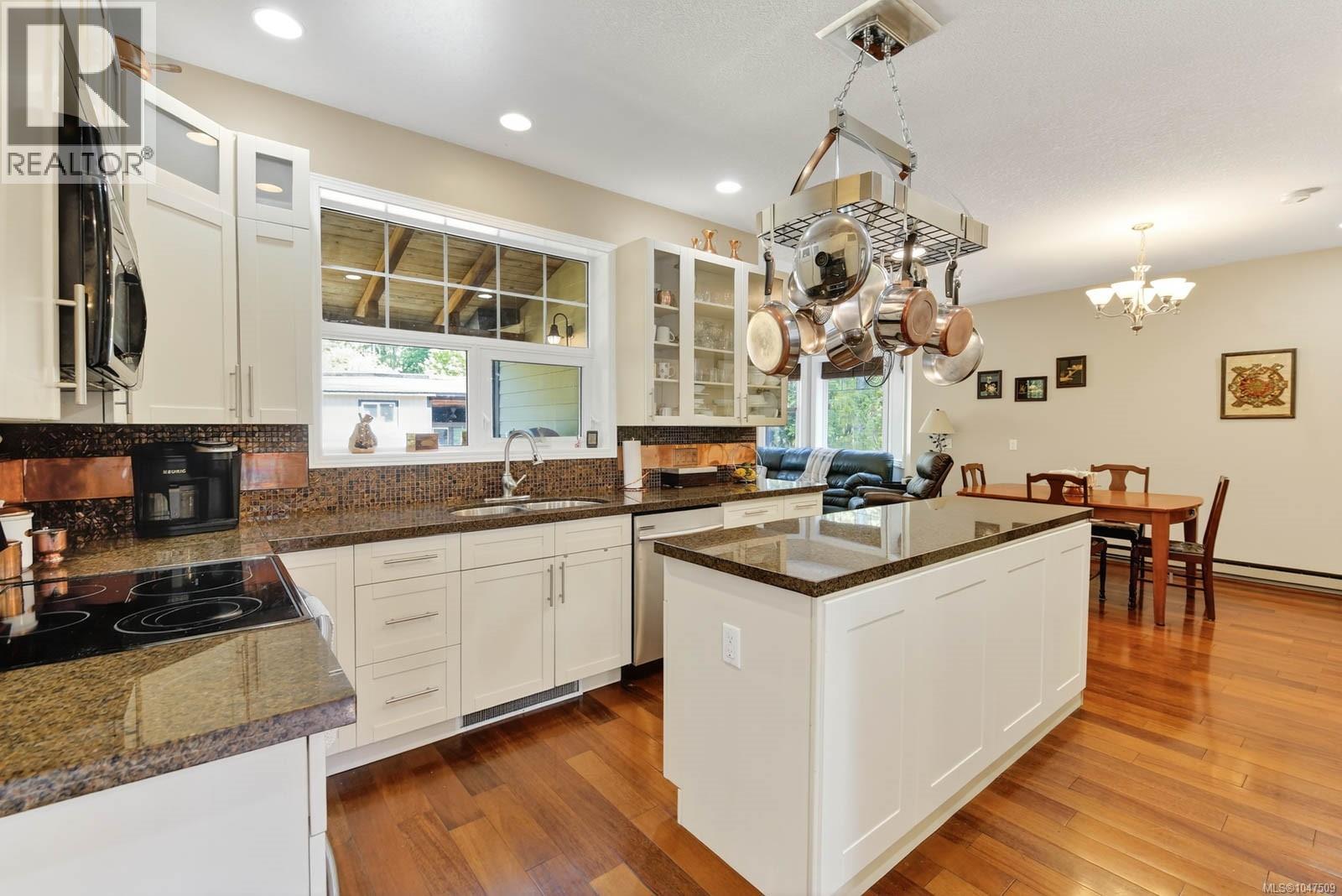 6091 Beaver Creek Rd, Port Alberni
