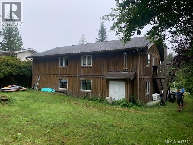 451 Neill St, Tofino