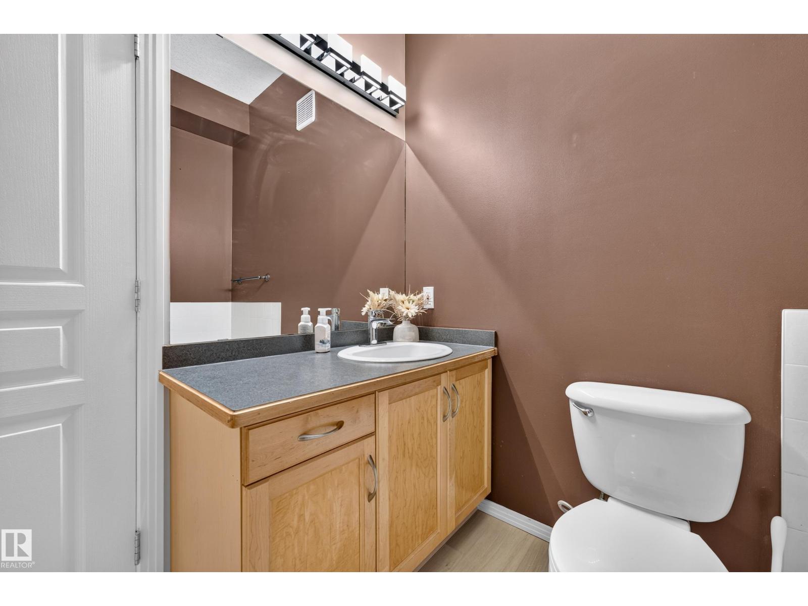#304 9804 101 ST NW - 30