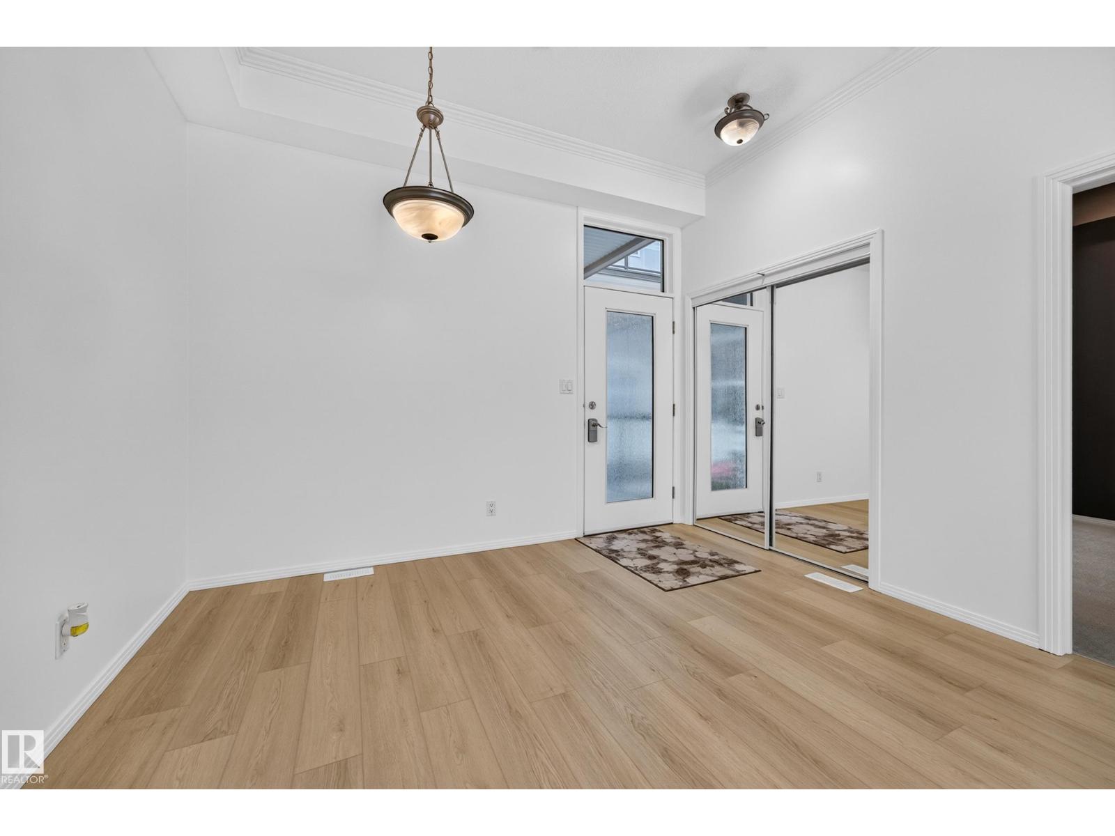 #304 9804 101 ST NW - Image 12