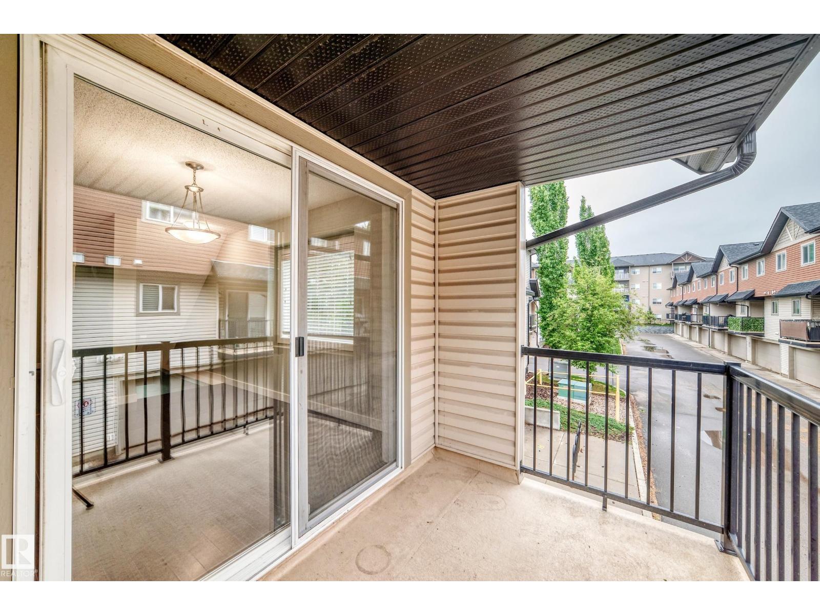#47 12004 22 AV SW - 11