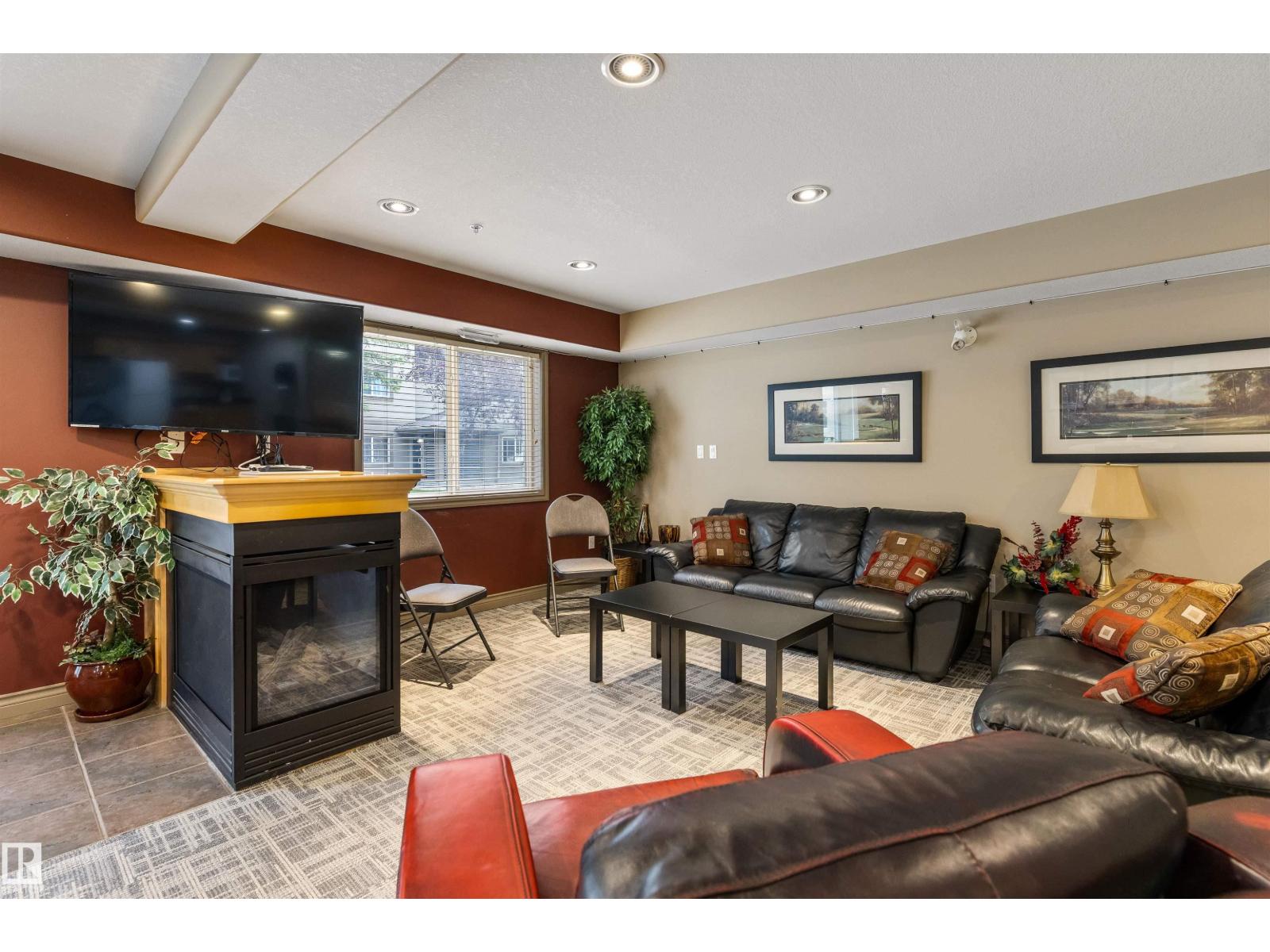 #233 279 SUDER GREENS DR NW - Image 32
