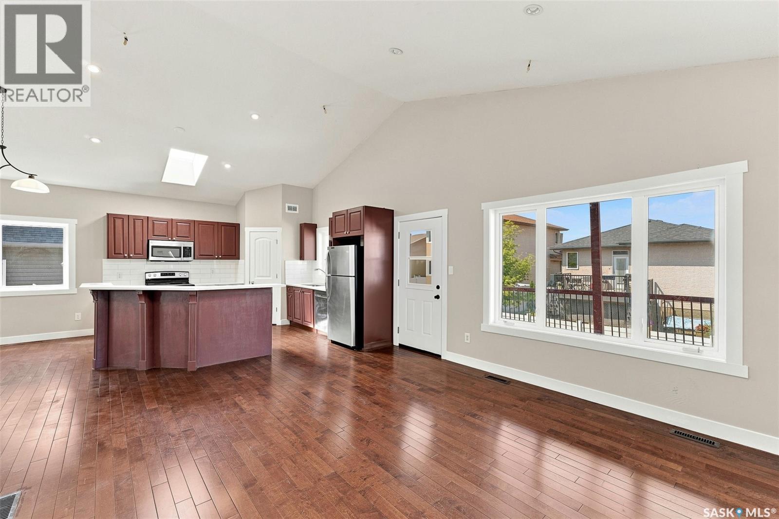 5022 Tutor WAY - 8