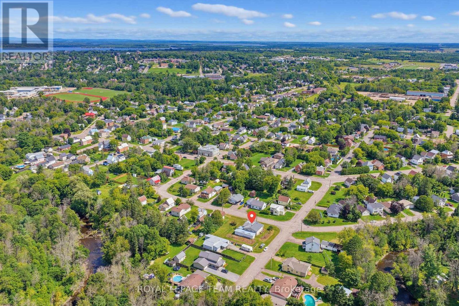550 GIROUX STREET - 33