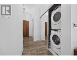 #1012 - 99 Eagle Rock Way, Vaughan, ON L6A5A7 Photo 14