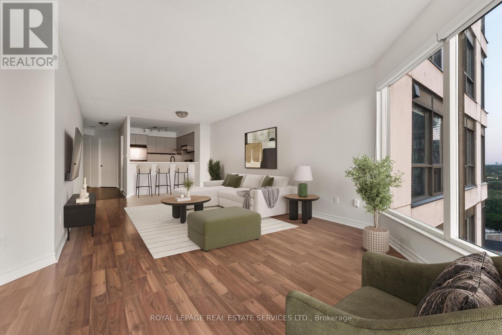 #2105 2269 LAKE SHORE BOULEVARD W - Image 13