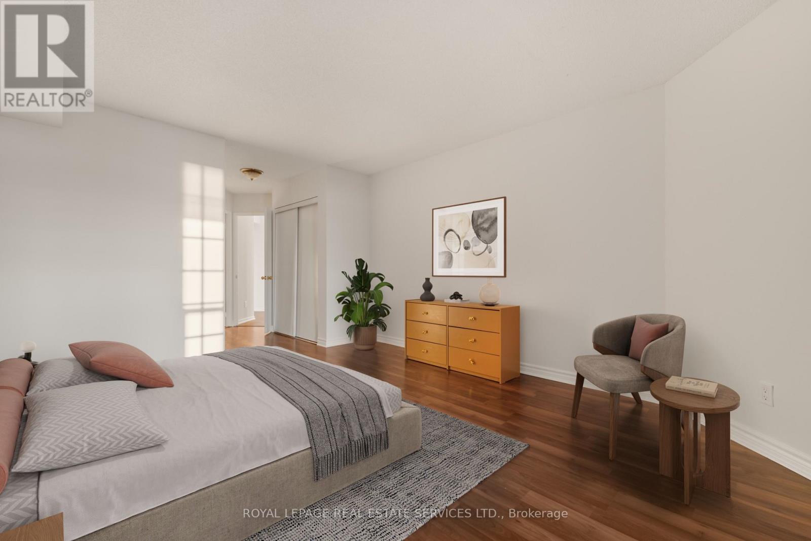 #2105 2269 LAKE SHORE BOULEVARD W - Image 24