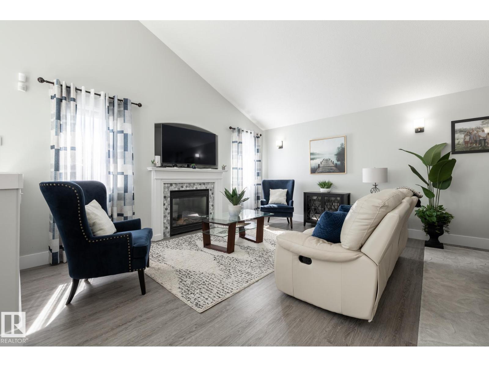 8919 176 AV NW - 16