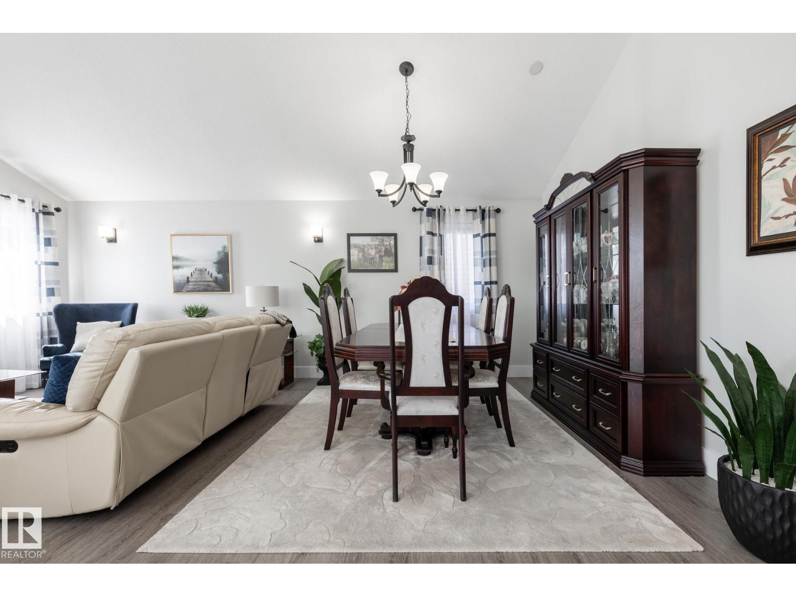 8919 176 AV NW - 15