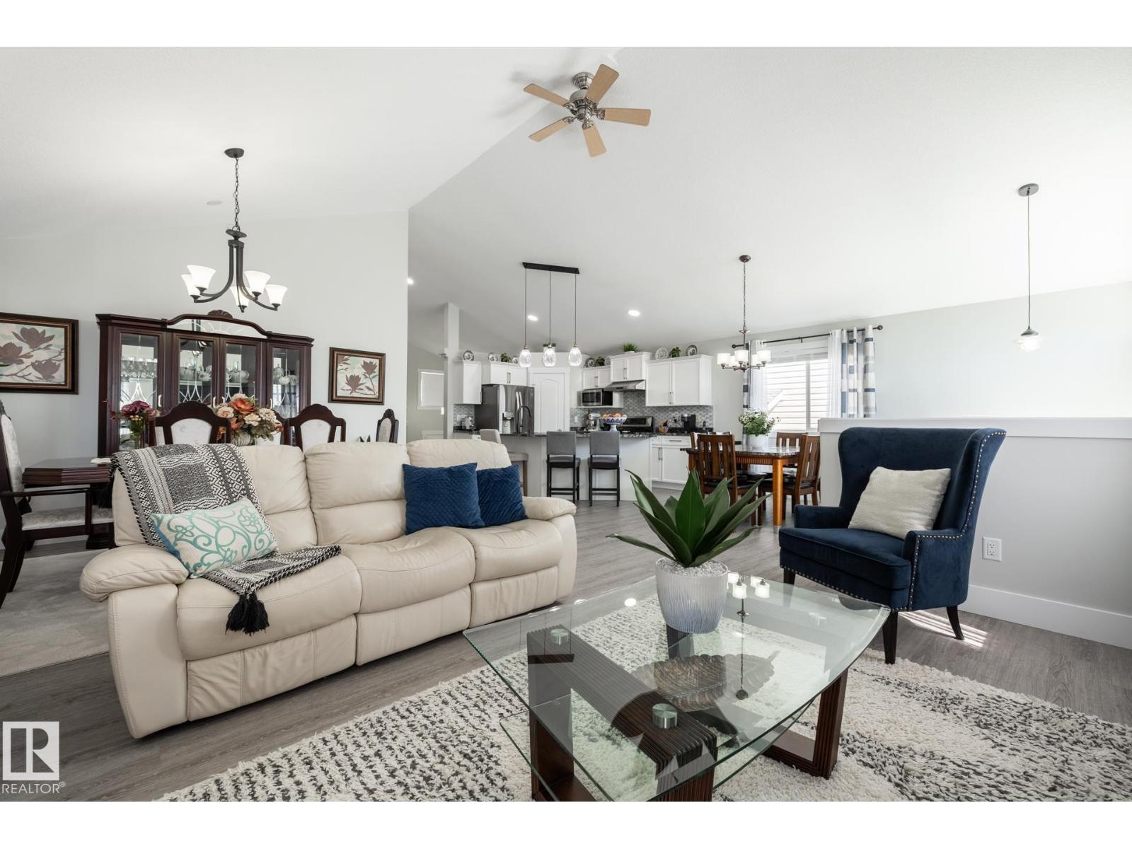 8919 176 AV NW - Image 17