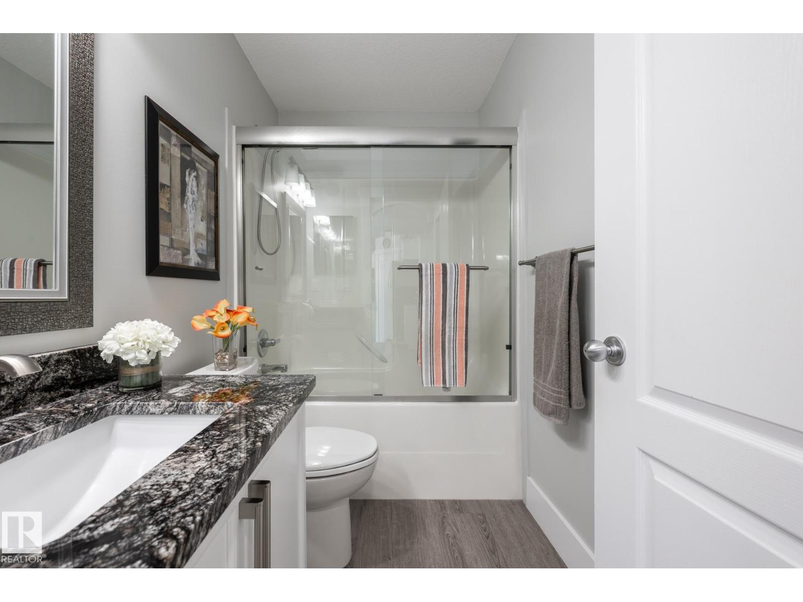 8919 176 AV NW - 21