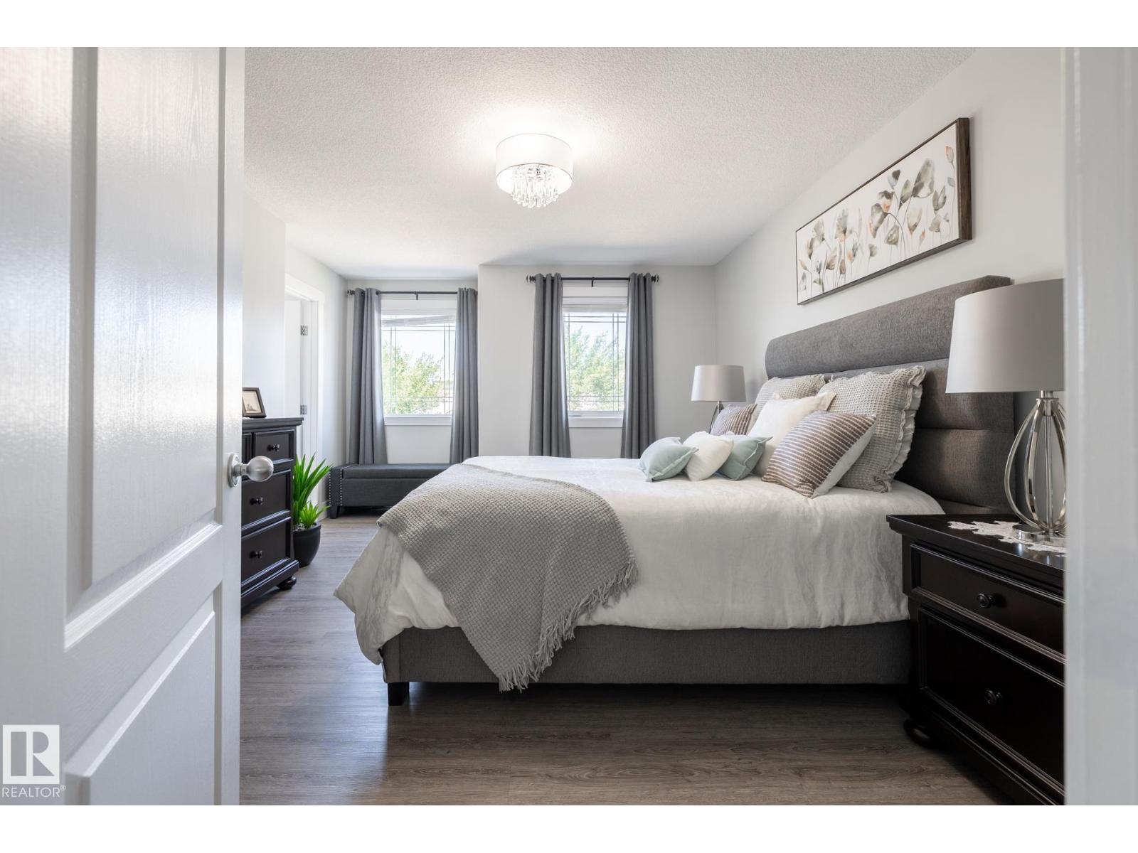 8919 176 AV NW - Image 24