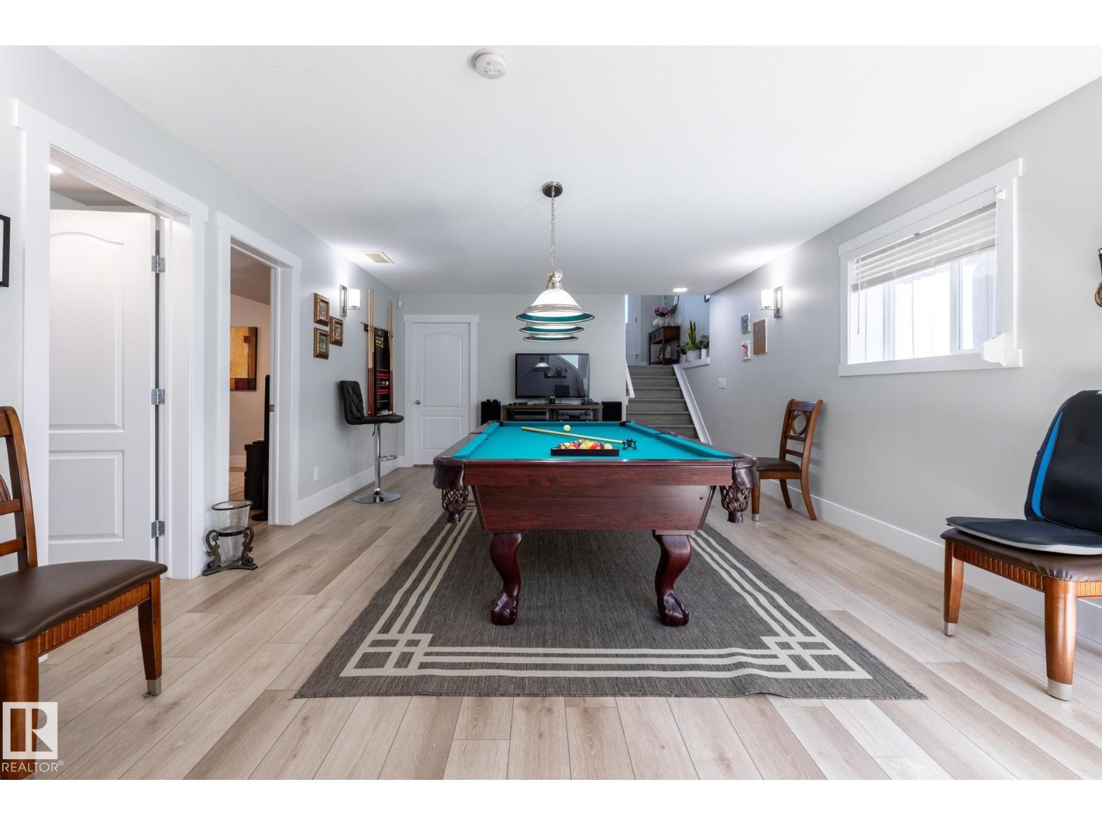 8919 176 AV NW - Image 40
