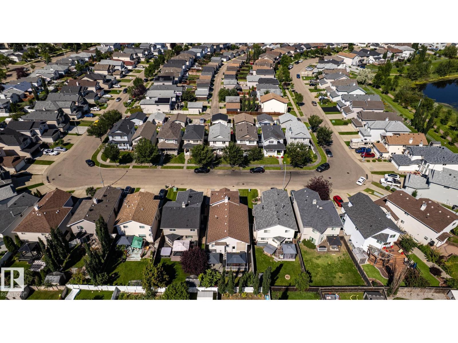 8919 176 AV NW - Image 66