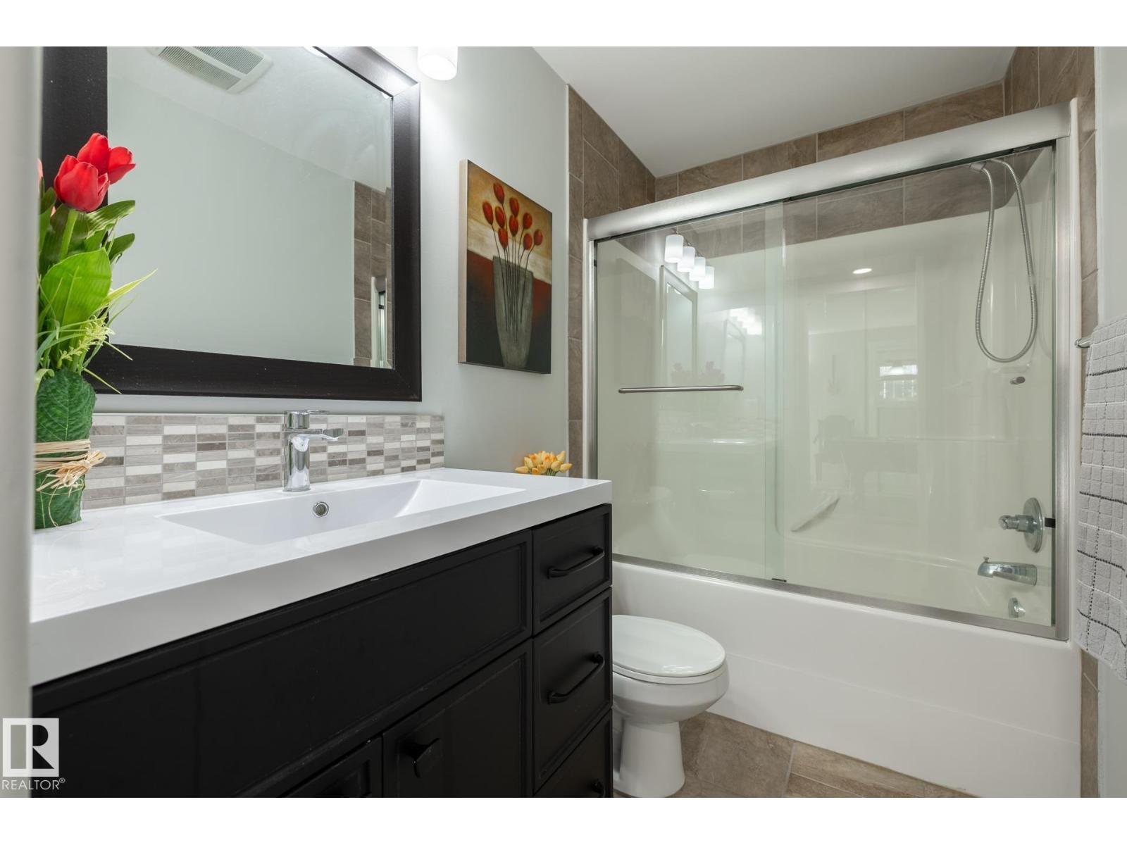 8919 176 AV NW - Image 48