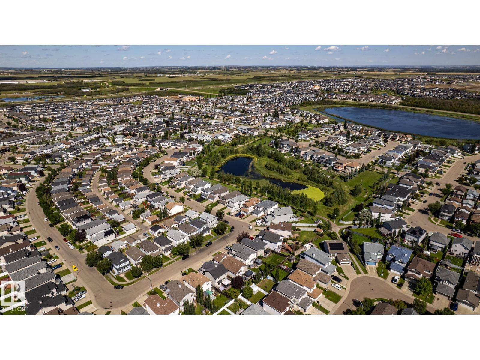 8919 176 AV NW - Image 65
