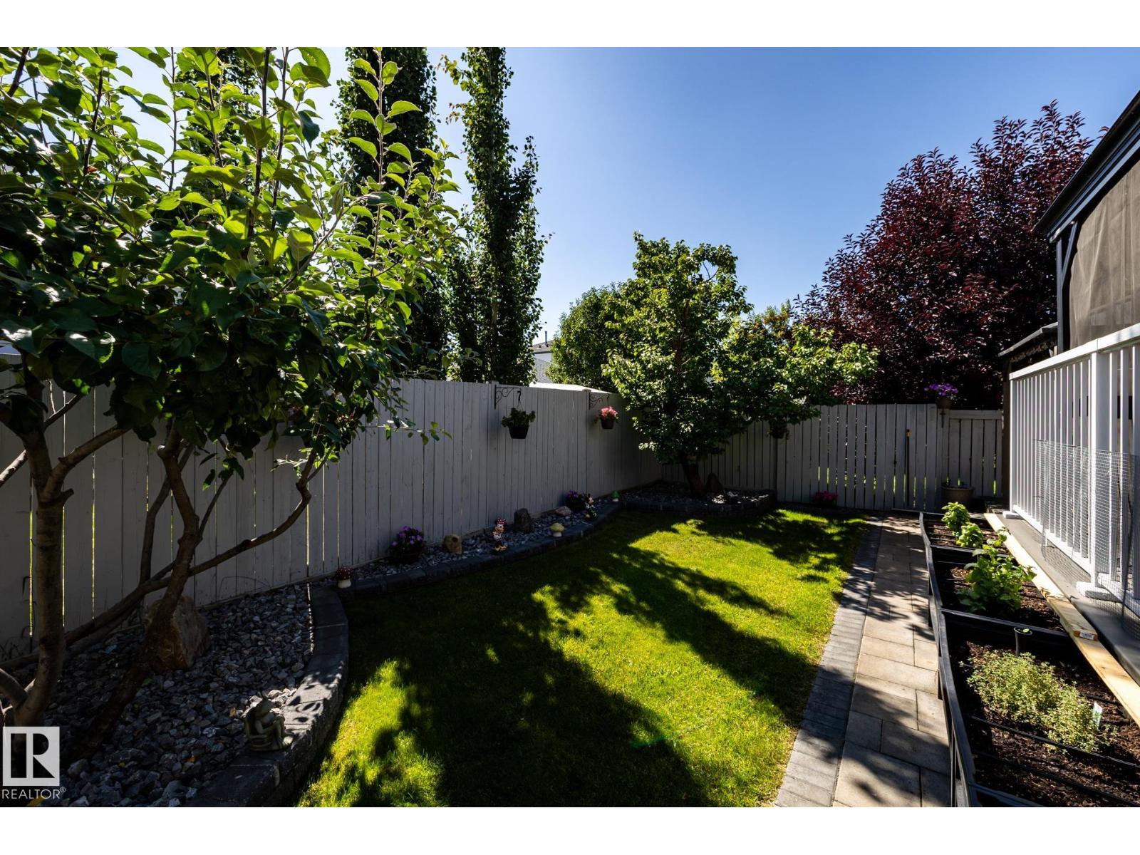 8919 176 AV NW - Image 62