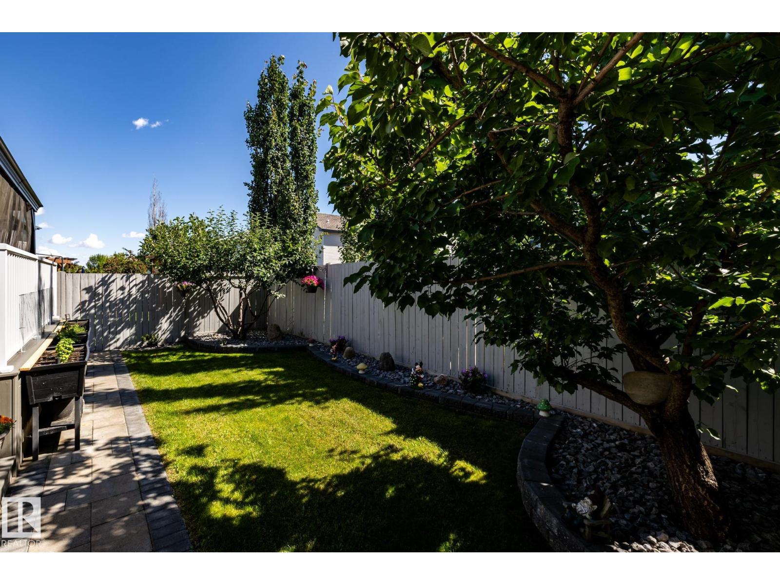 8919 176 AV NW - Image 57