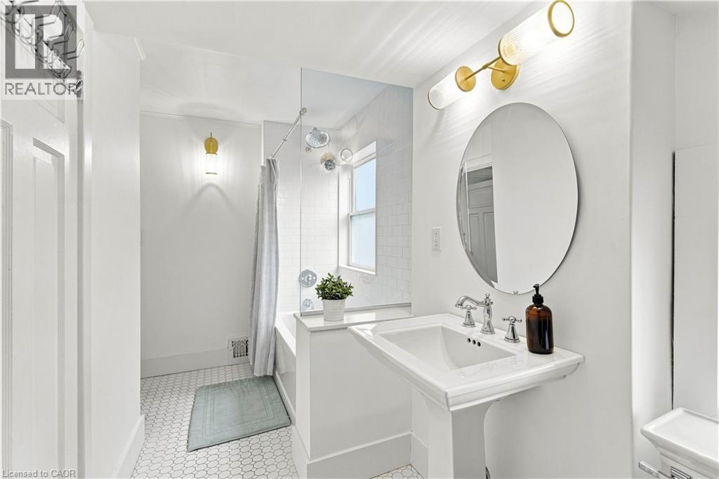 115 KENSINGTON Avenue S - Image 27