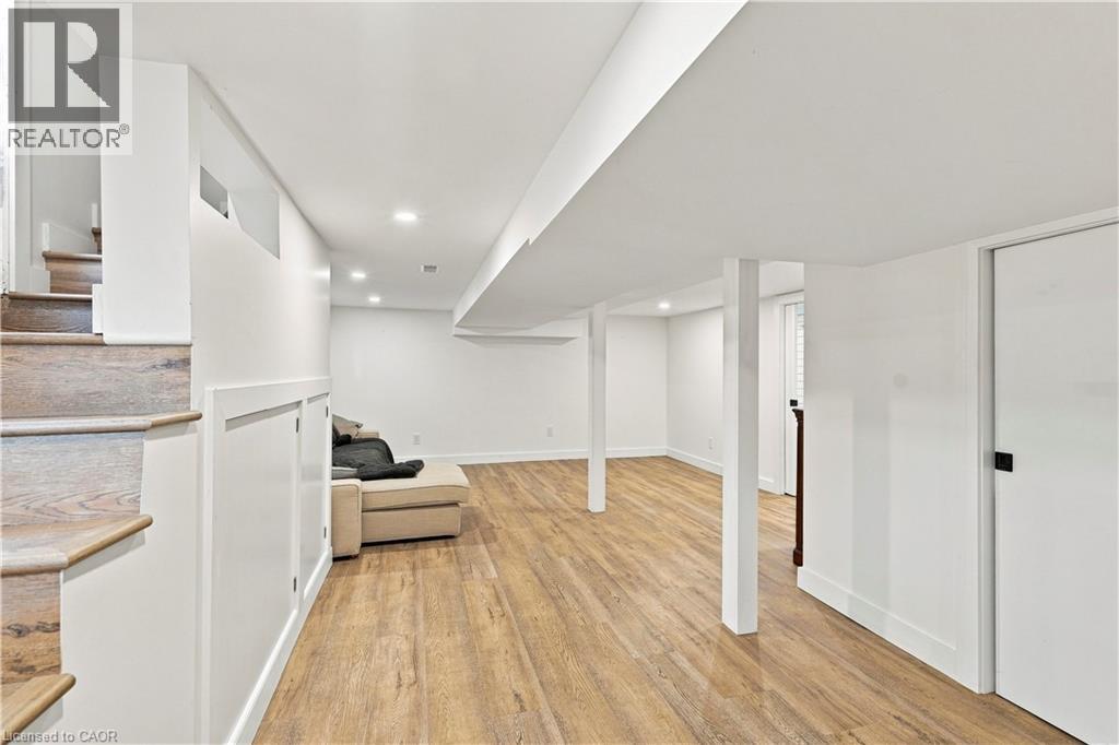 115 KENSINGTON Avenue S - Image 39