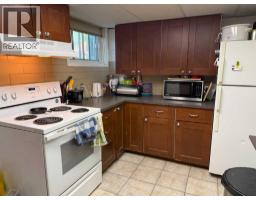 Bedroom - 2848 24 Street  Nw, Calgary, AB T2M3Z3 Photo 11