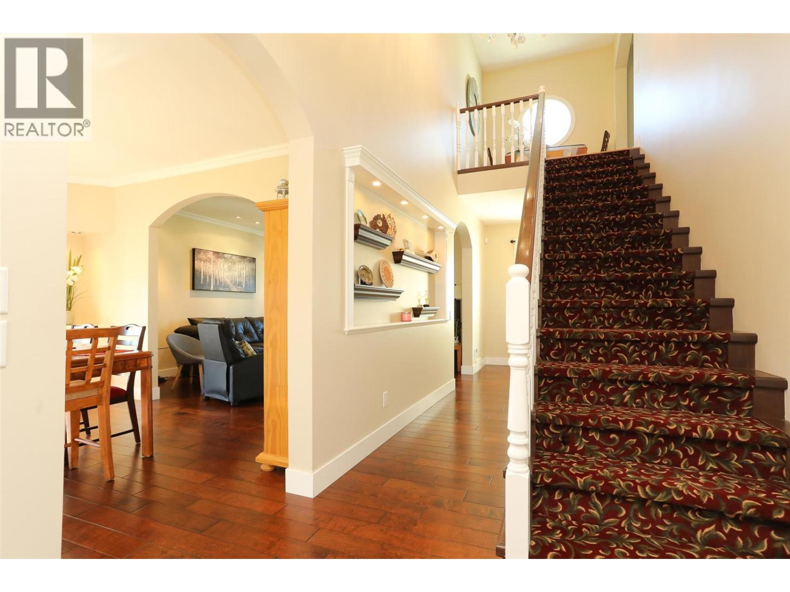 390 Quilchena Drive - Image 35