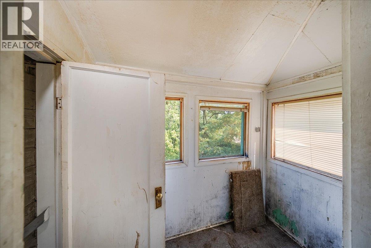 795 Binns Street - 15