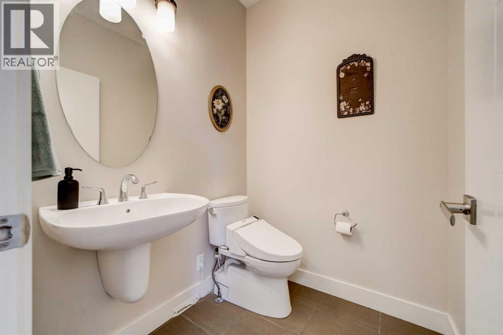 490 Mary Cameron Crescent N - Image 6