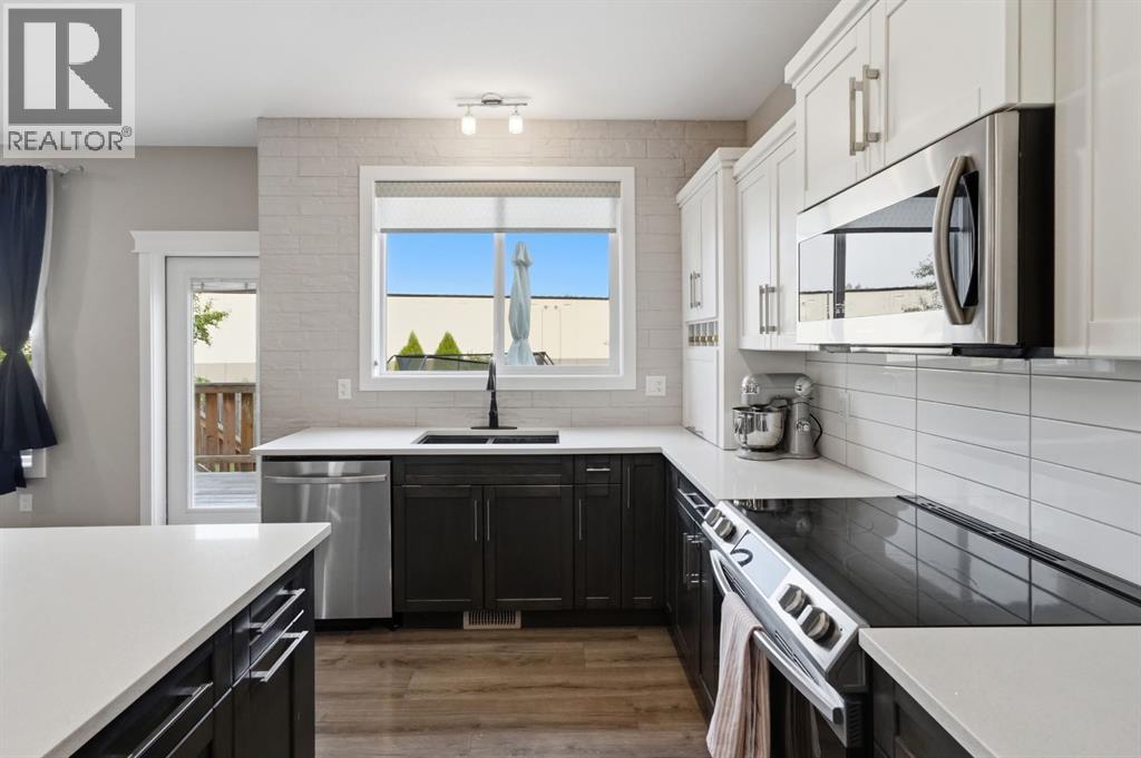 137 Hampton Crescent - 11
