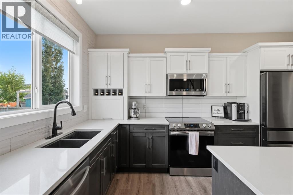 137 Hampton Crescent - 12