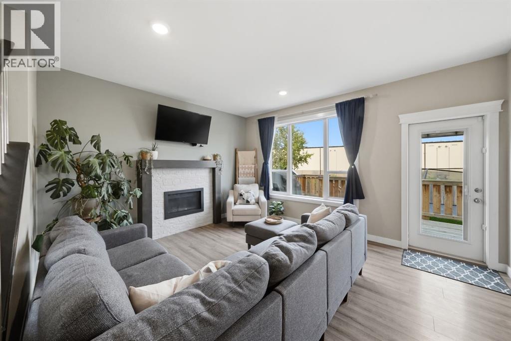 137 Hampton Crescent - 13