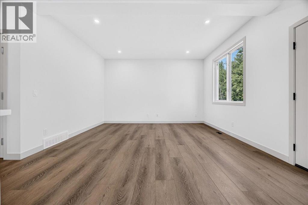 4 Valarosa Park - Image 18
