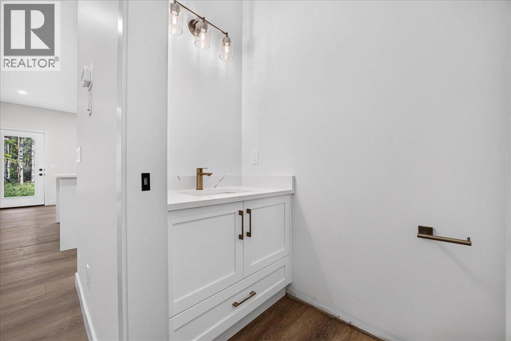 4 Valarosa Park - Image 19