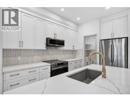 Family room - 4 Valarosa Park, Didsbury, AB T0M0W0 Photo 8