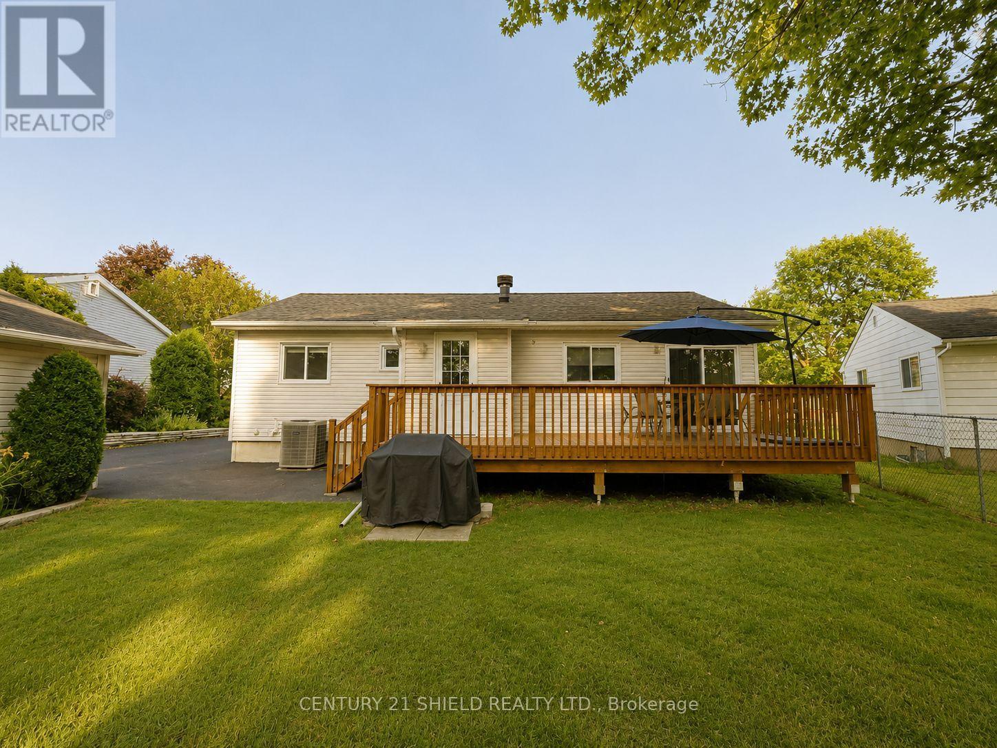 117 ELLEN AVENUE - 2