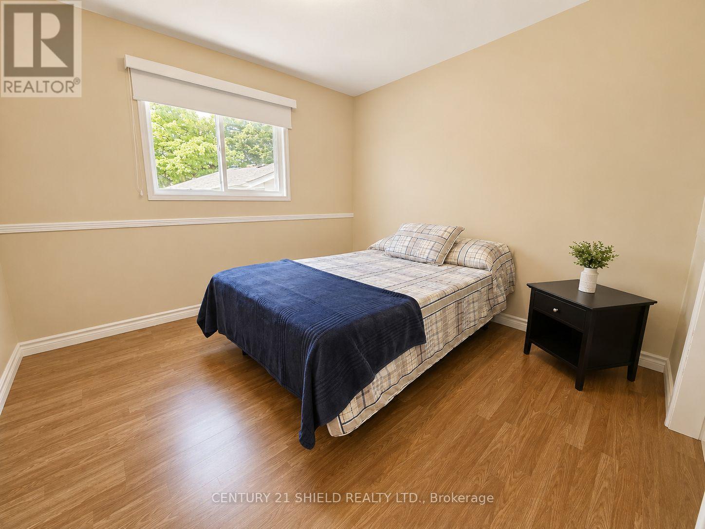 117 ELLEN AVENUE - 23