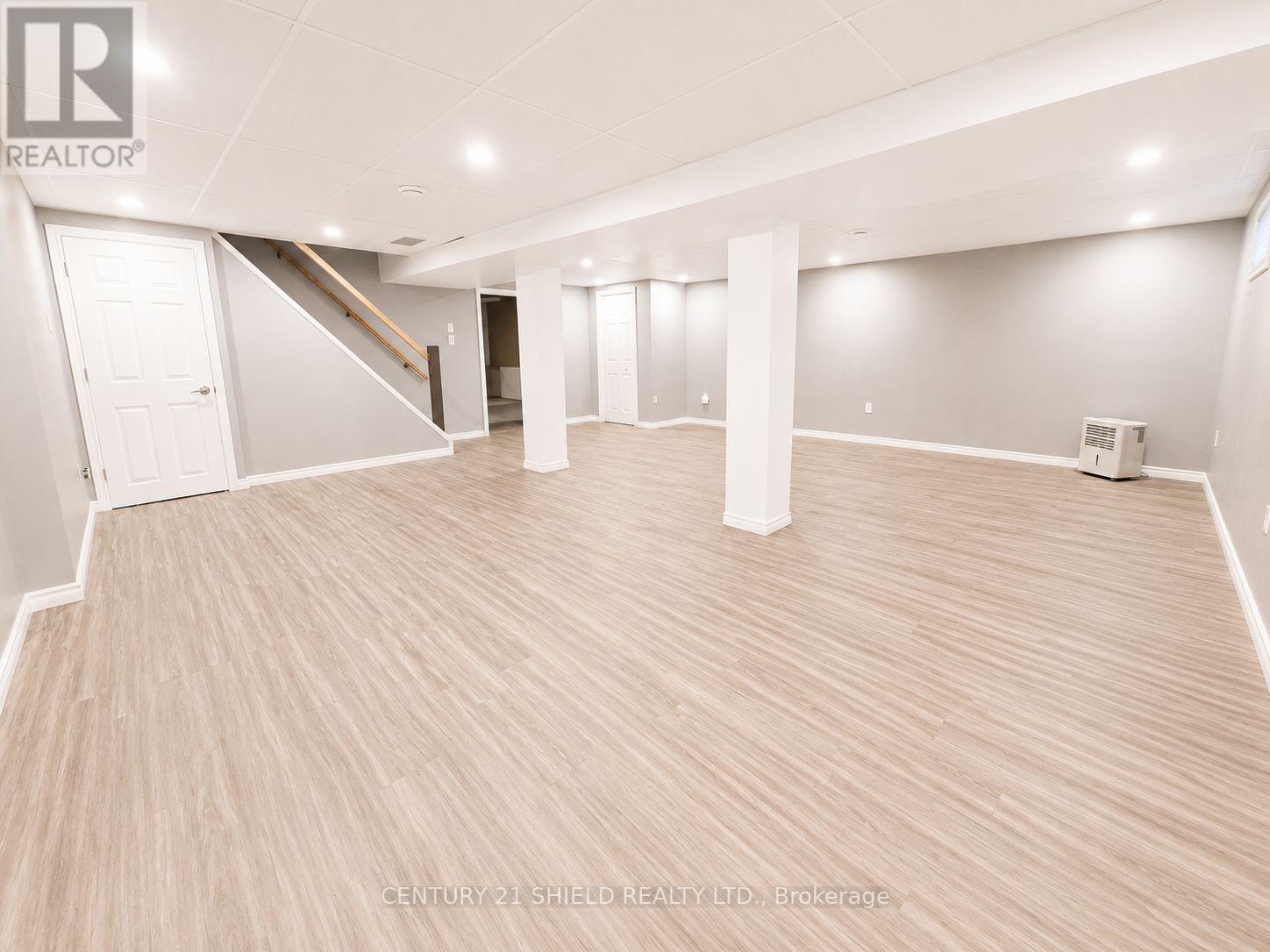 117 ELLEN AVENUE - Image 28
