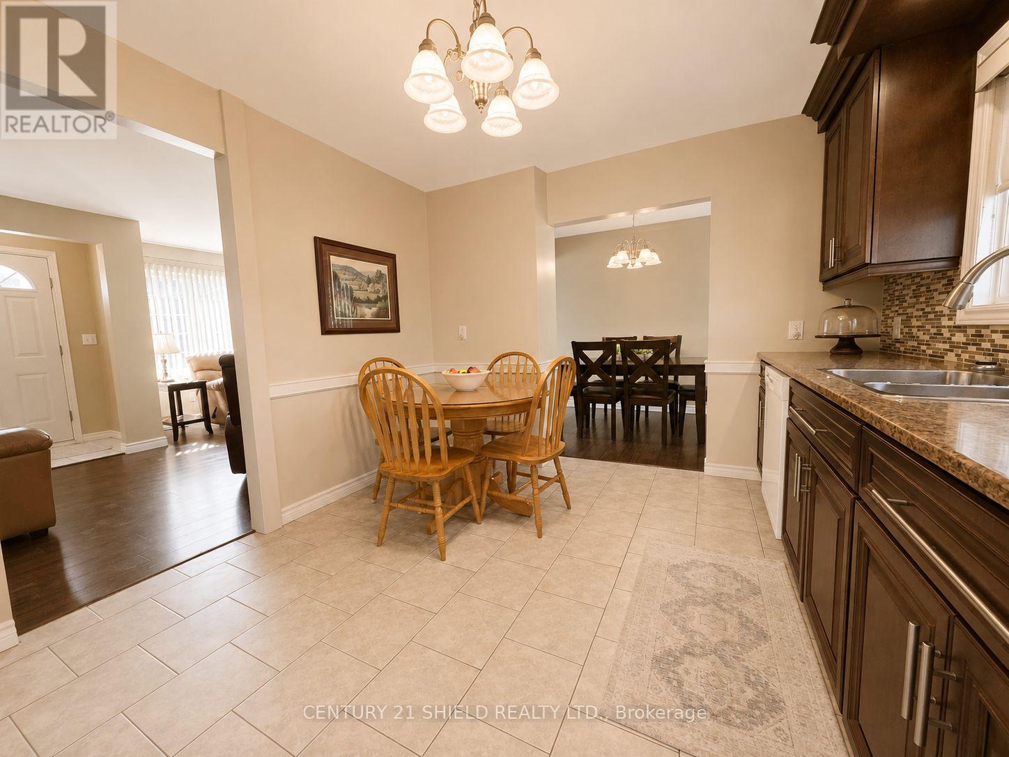 117 ELLEN AVENUE - 9