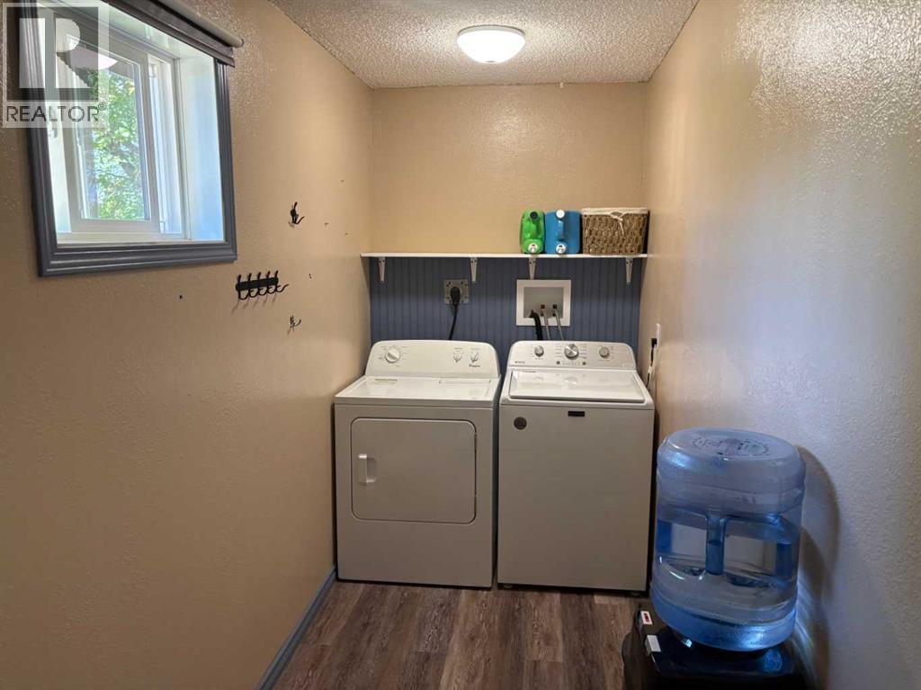 764057 RGE Rd 45 - 12