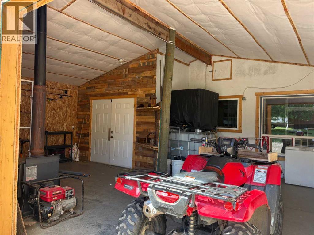 764057 RGE Rd 45 - 42