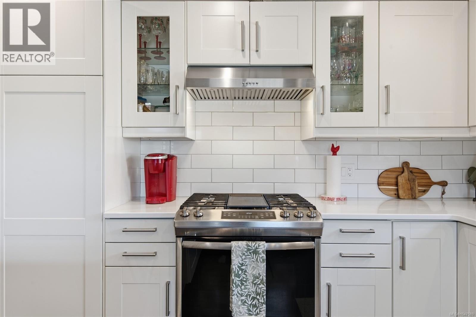 4853 Gertrude St - Image 6