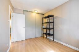 145 Edelweiss Crescent N, Winnipeg, MB R2G1Z3 Photo 24