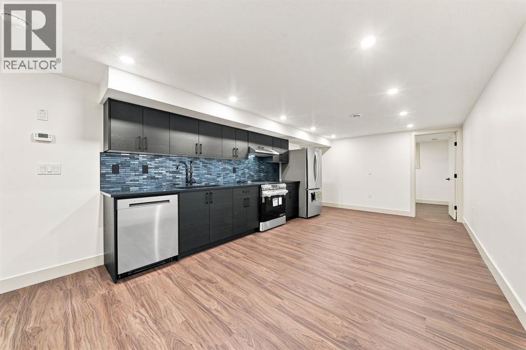 8304 11 Street SW - 29