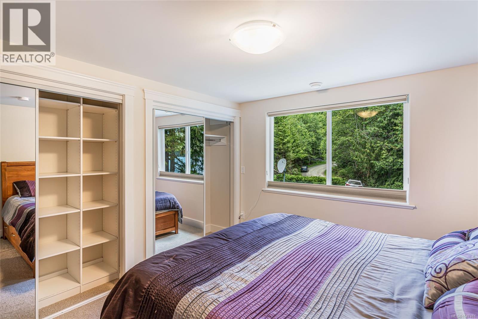 2270 South Lake Rd, Qualicum Beach