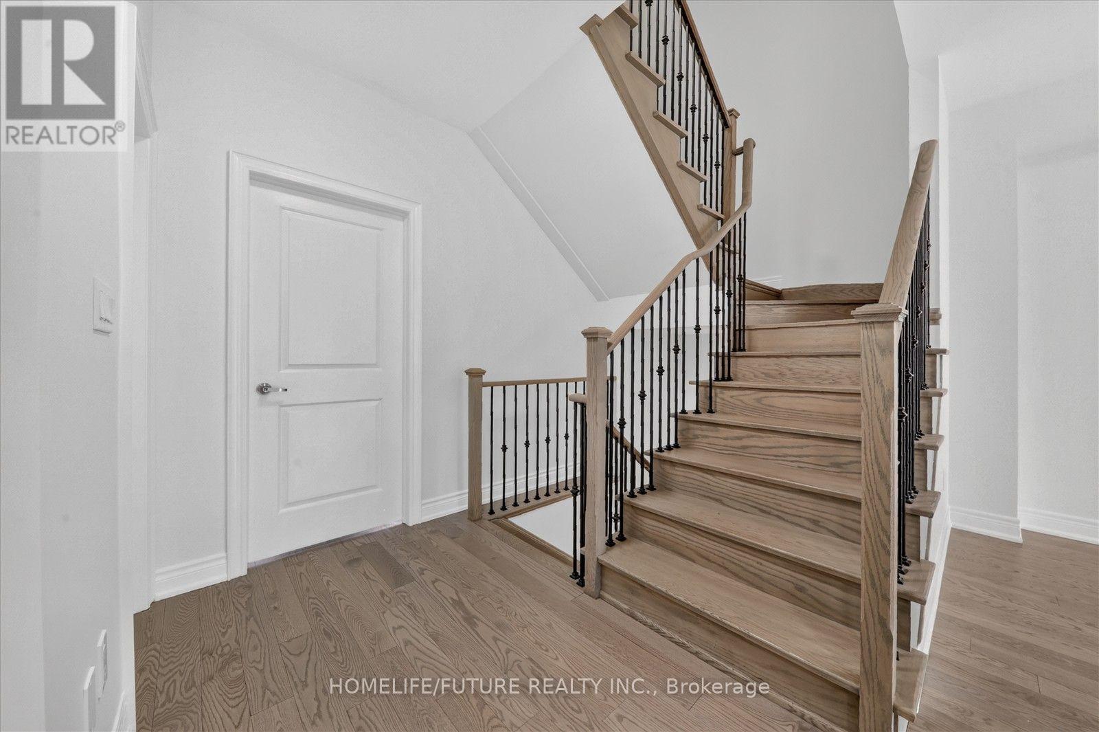 291 KIRKHAM DRIVE - 8