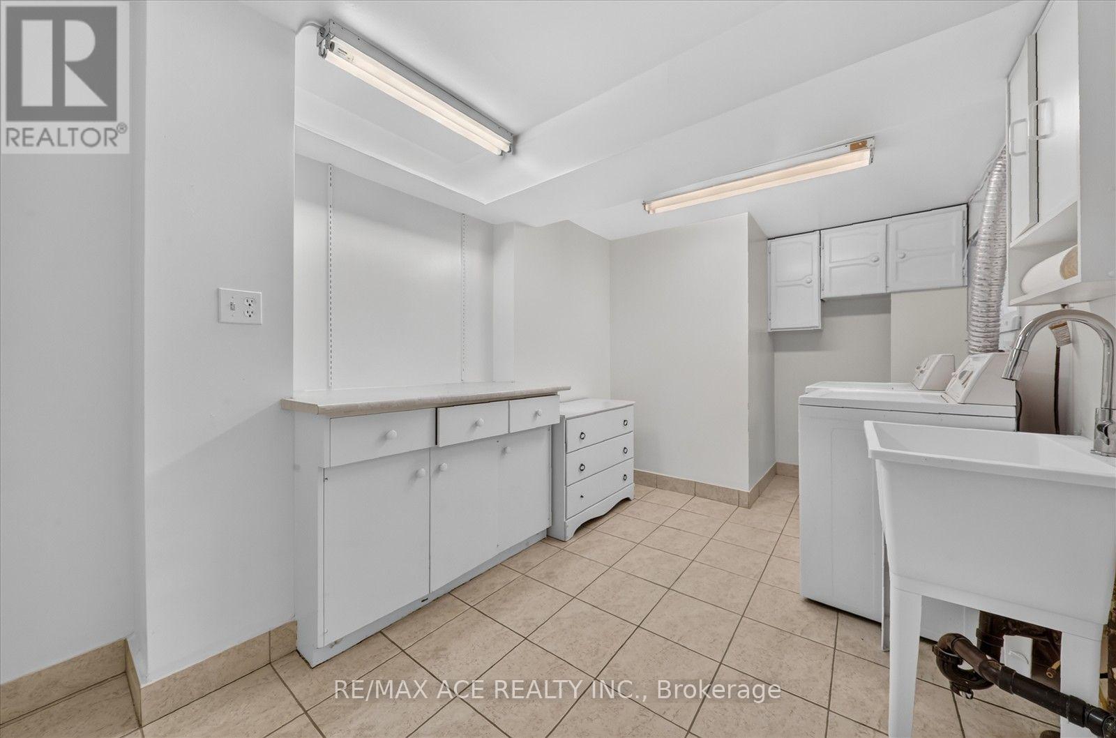 65 CRICKLEWOOD CRESCENT - Image 40