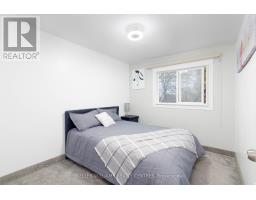 66 Chaucer Crescent, Barrie, ON L4N4T7 Photo 16