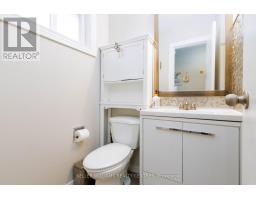 66 Chaucer Crescent, Barrie, ON L4N4T7 Photo 6